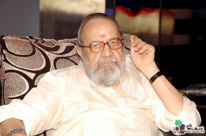 stars-with-vaali-1000-in-vasanth-tv-stills_4_165414123