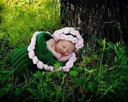 baby under tree