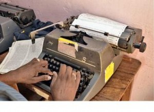 12th-typewriter_12_1752701e