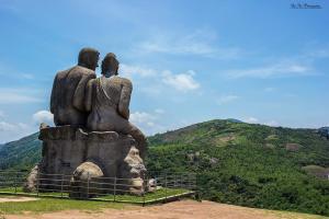 Amutha Hariharan's photo of Kuravan Kurathi Statue