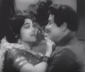 AAYIRAM KANNUKKU