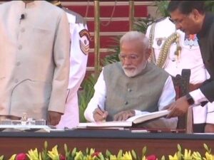 Modi signing
