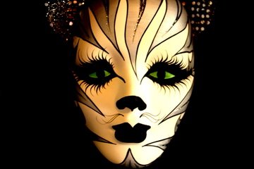 உலகே மாயம்