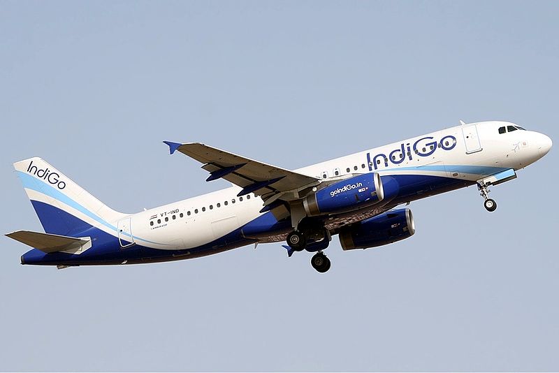800px-IndiGo_Airbus_A320_Vyas