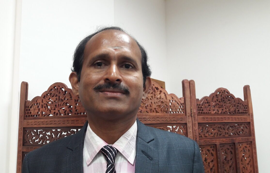 மாங்காய் பறிச்சேன், இப்படி ஆயிடுச்சு