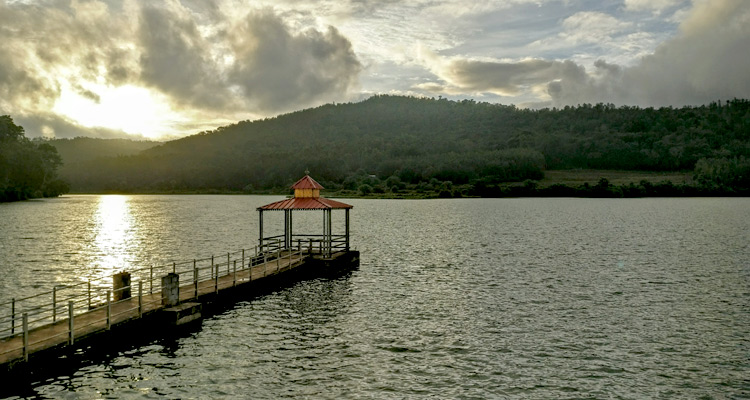 hirekolale-lake-chikmagalur-tourism-holidays-closed-on-timings