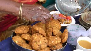Vazhaipoo Vadai 1